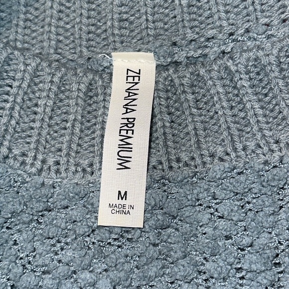 Women’s Blue Popcorn Sweater - Picture 3 of 3